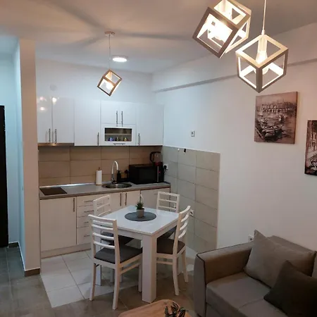 Aqua Lux 4 * Jagodina