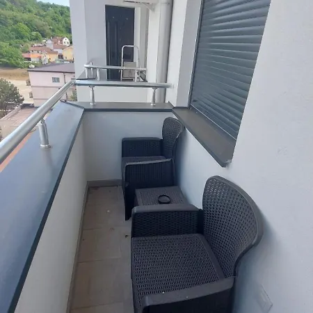 Aqua Lux 4 Apartment